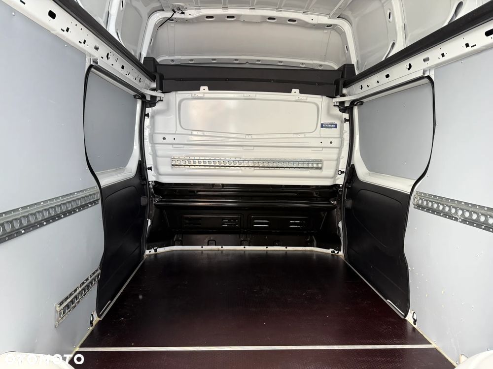 Renault Trafic 2,0 L2H2 Winda - 25