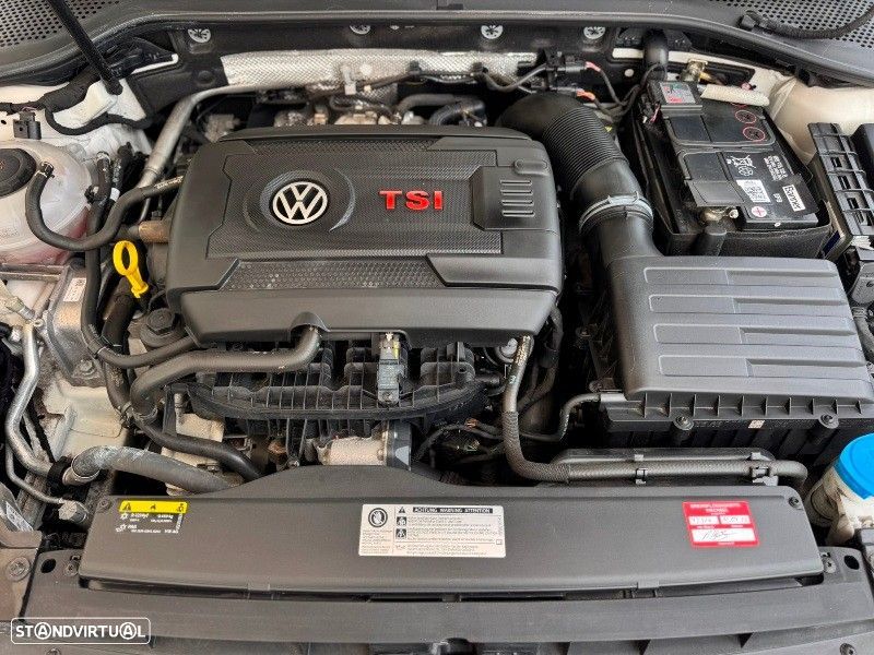 VW Golf 2.0 TSI GTI DSG Performance - 52