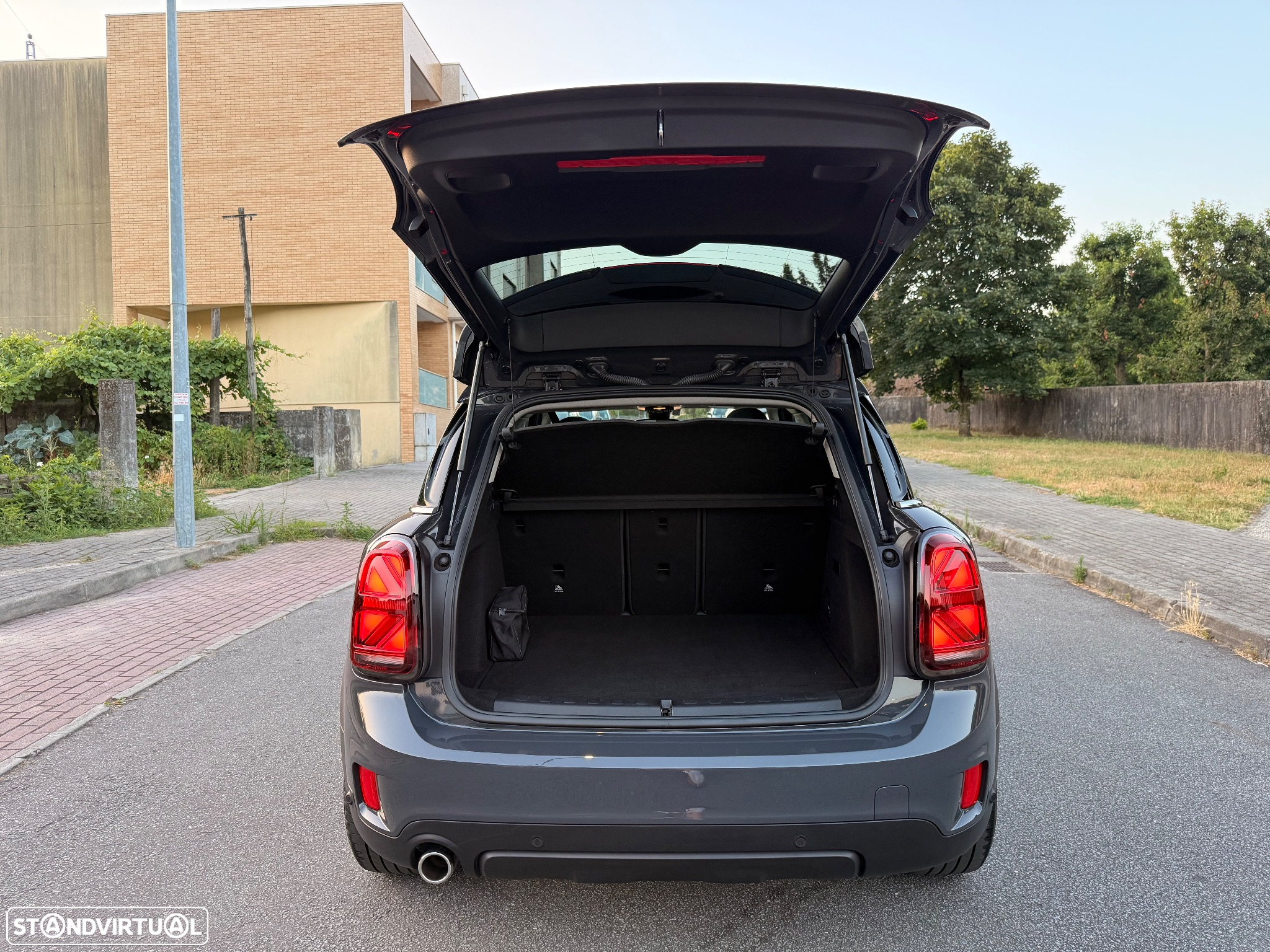 MINI Countryman Cooper SE ALL4 Auto - 9