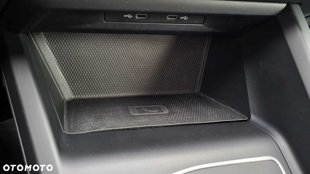 Volkswagen Golf Variant - 21