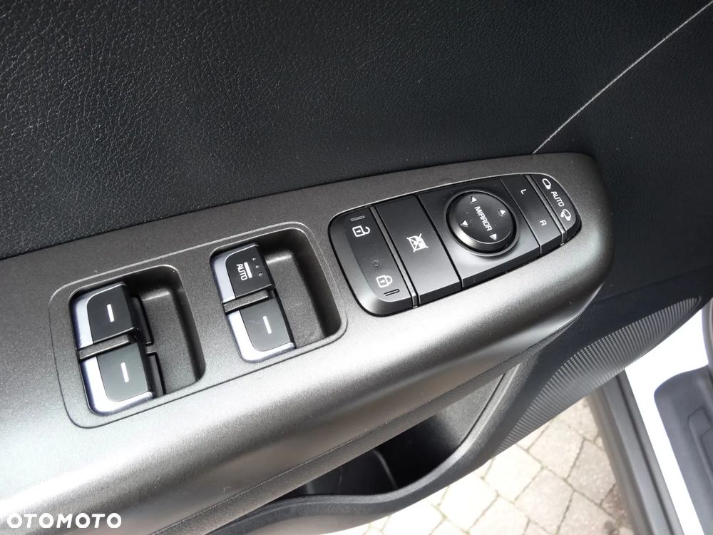 Kia Sportage 1.6 GDI L 2WD - 32