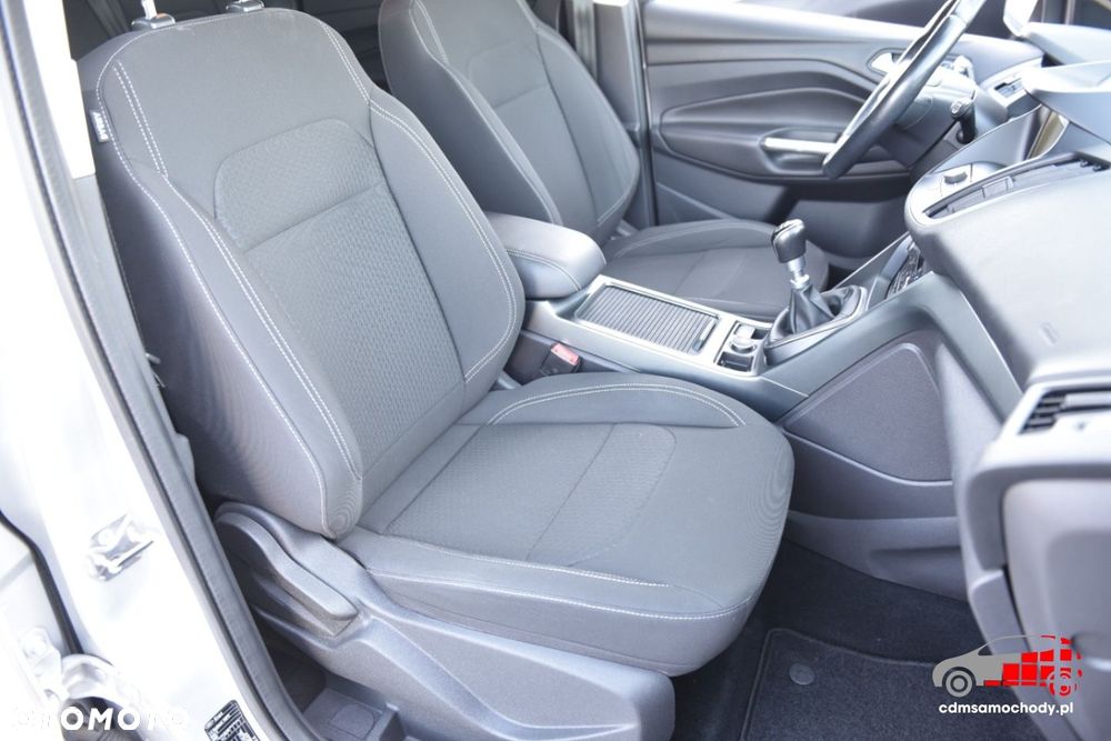 Ford Kuga - 21