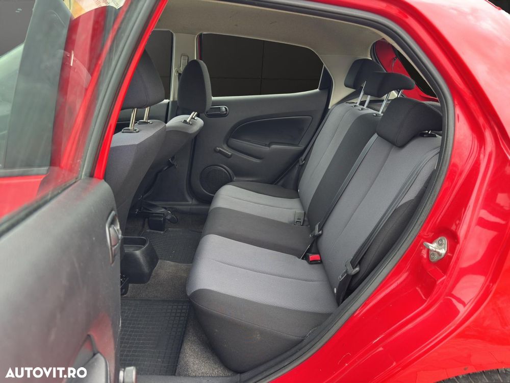 Mazda 2 - 8