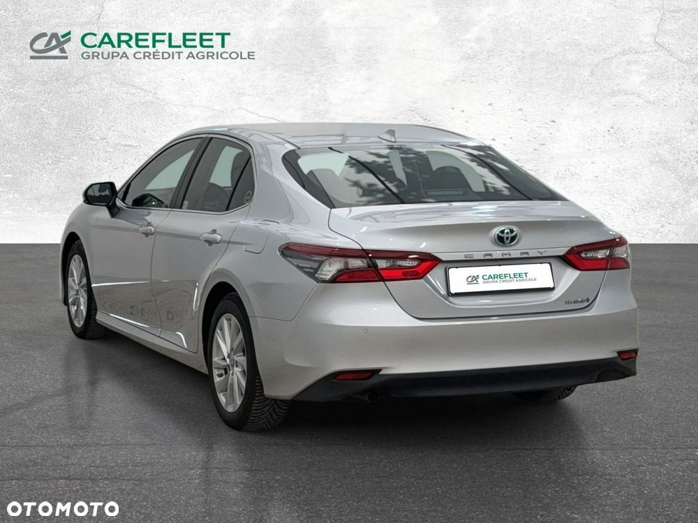 Toyota Camry - 7