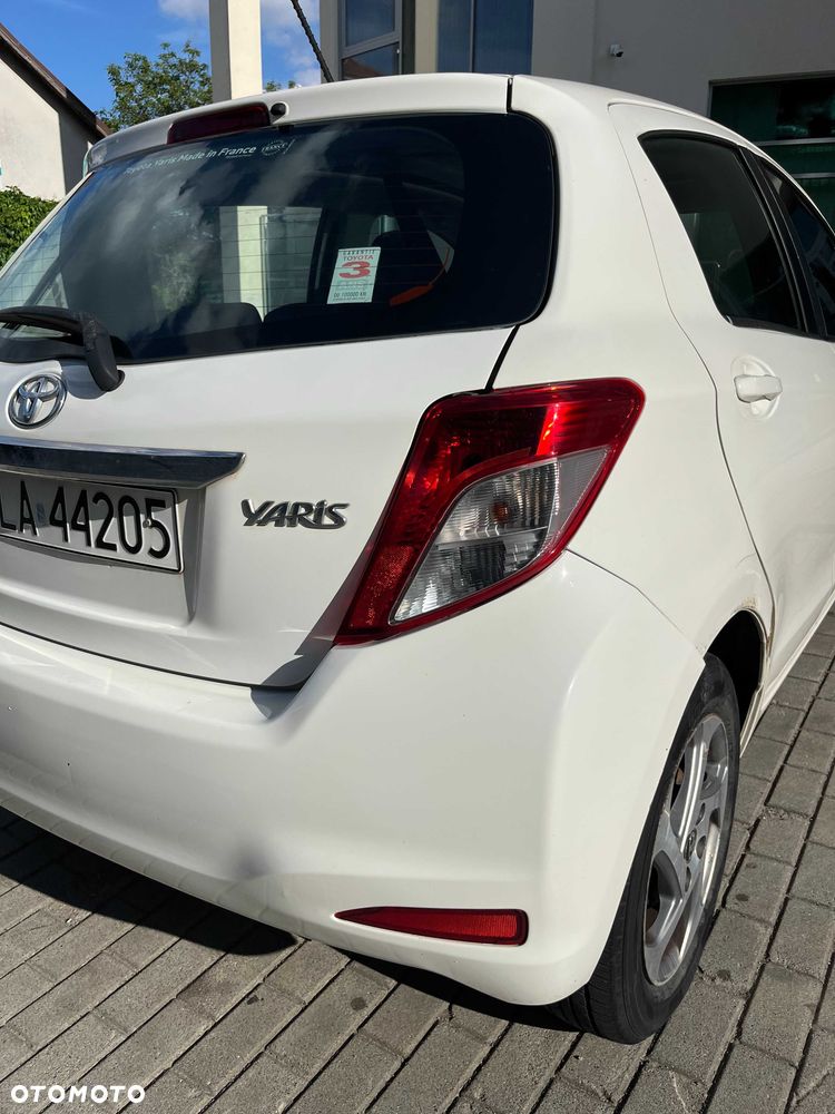 Toyota Yaris - 2
