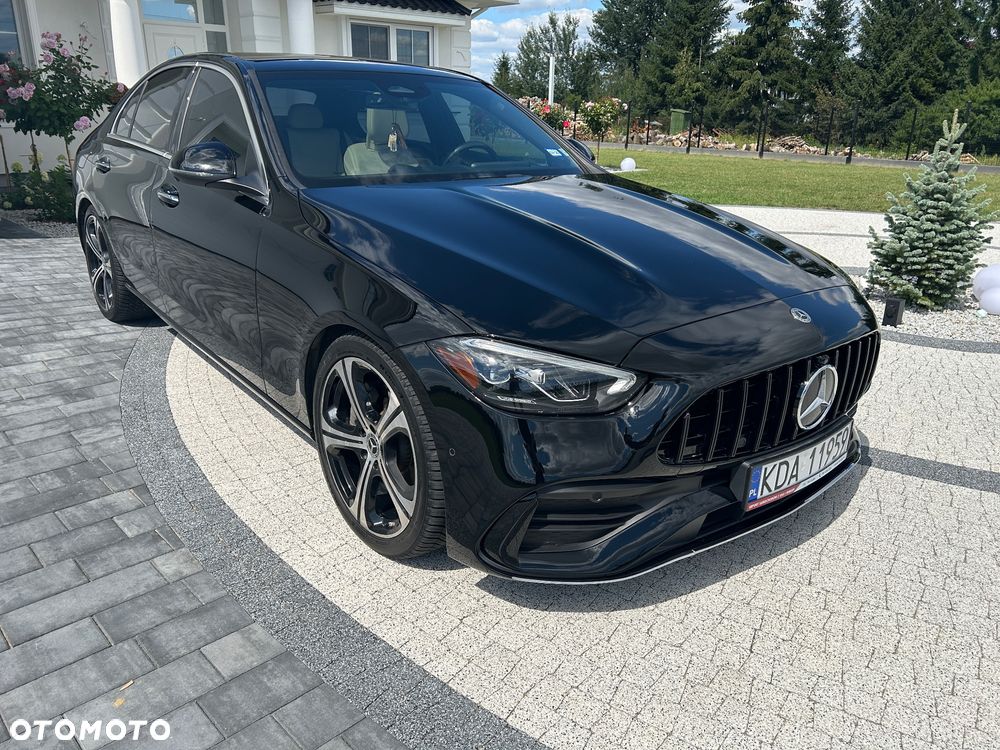 Mercedes-Benz Klasa C 300 9G-TRONIC - 9