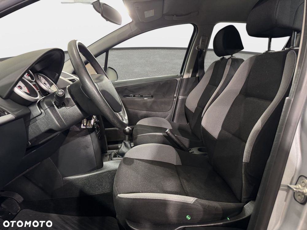 Peugeot 207 1.4 16V Trendy - 19