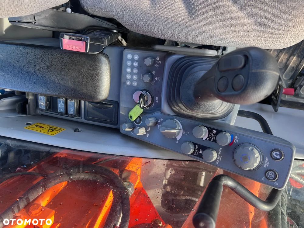 Hitachi ZX 170W-5B 2600 MTH 2 ŁYŻKI OILQUICK POWERTILT - 21