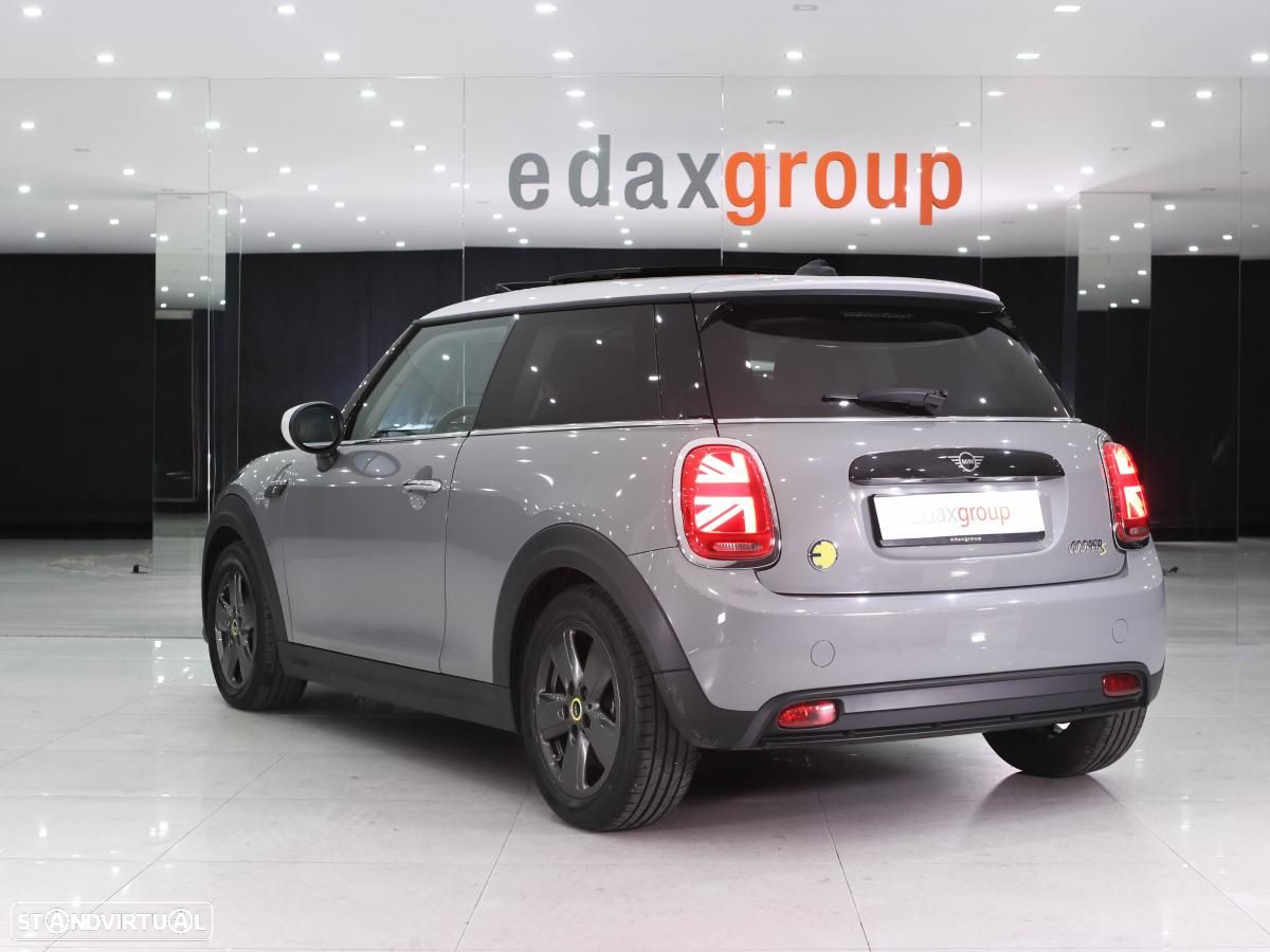 MINI 3 Portas Cooper SE - 4