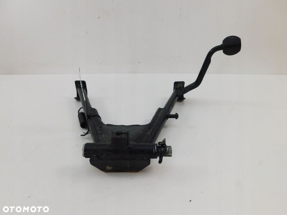 BENELLI BN 125 STOPKA NÓŻKA CENTRALNA - 5