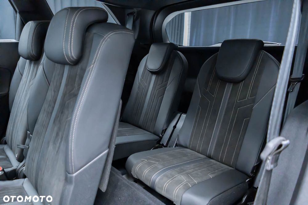 Peugeot 5008 BlueHDi 180 EAT8 GT Pack - 37