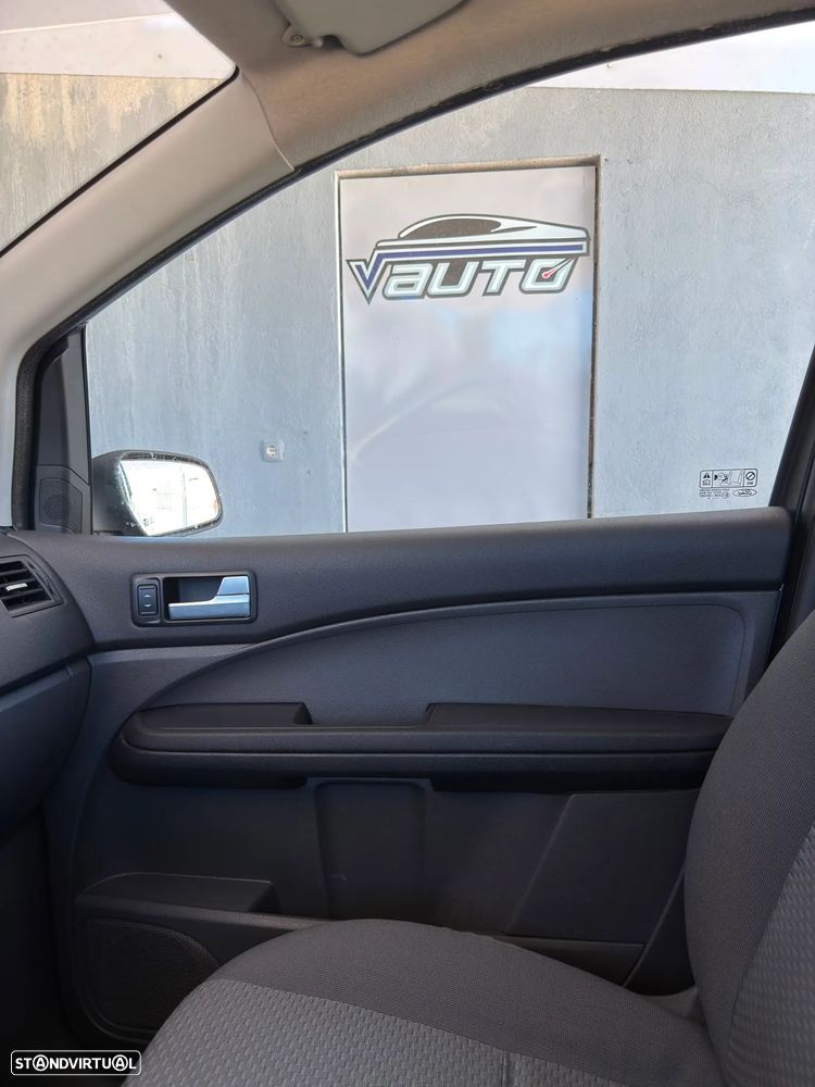 Ford Focus C-Max 1.6 TDCi Trend - 30