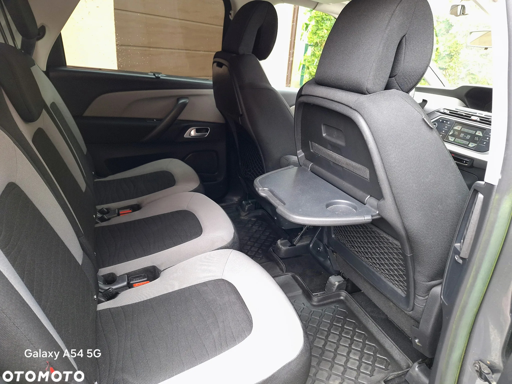 Citroën C4 Picasso 1.6 e-HDi Exclusive - 9