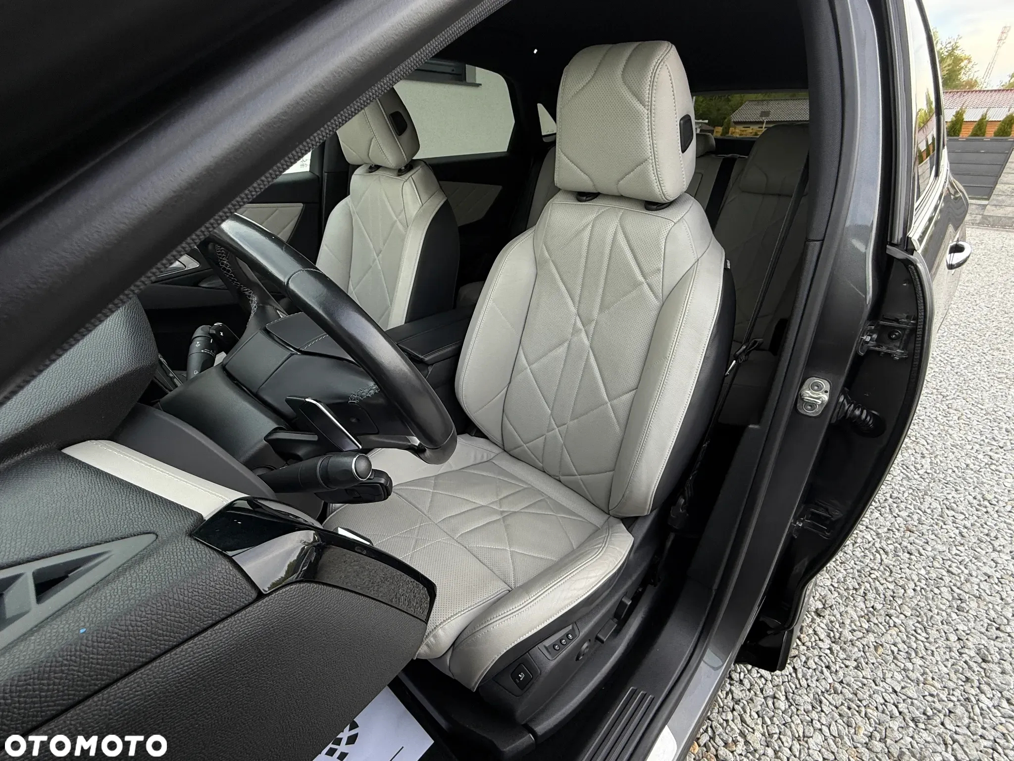 DS Automobiles DS 7 Crossback 2.0 BlueHDi Grand Chic - 26