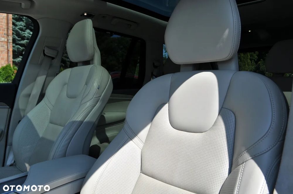 Volvo XC 90 T8 AWD Plug-In Hybrid Inscription 7os - 17