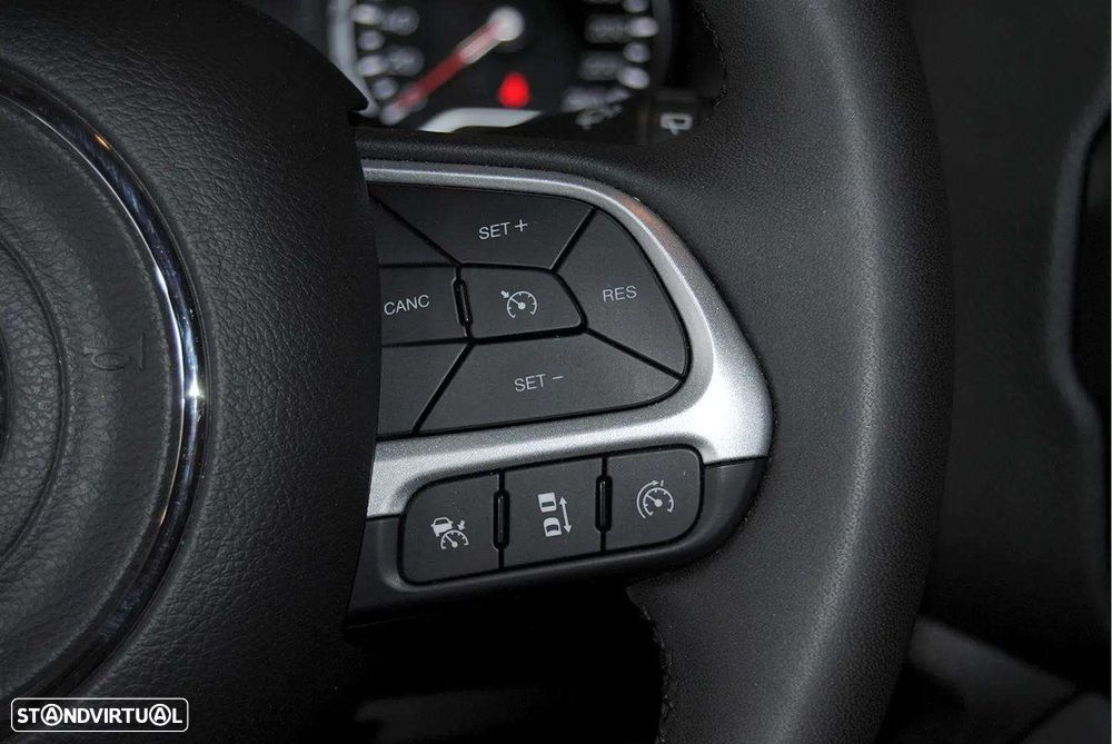 Jeep Renegade 1.5 TG e-Hybrid Limited DCT - 24