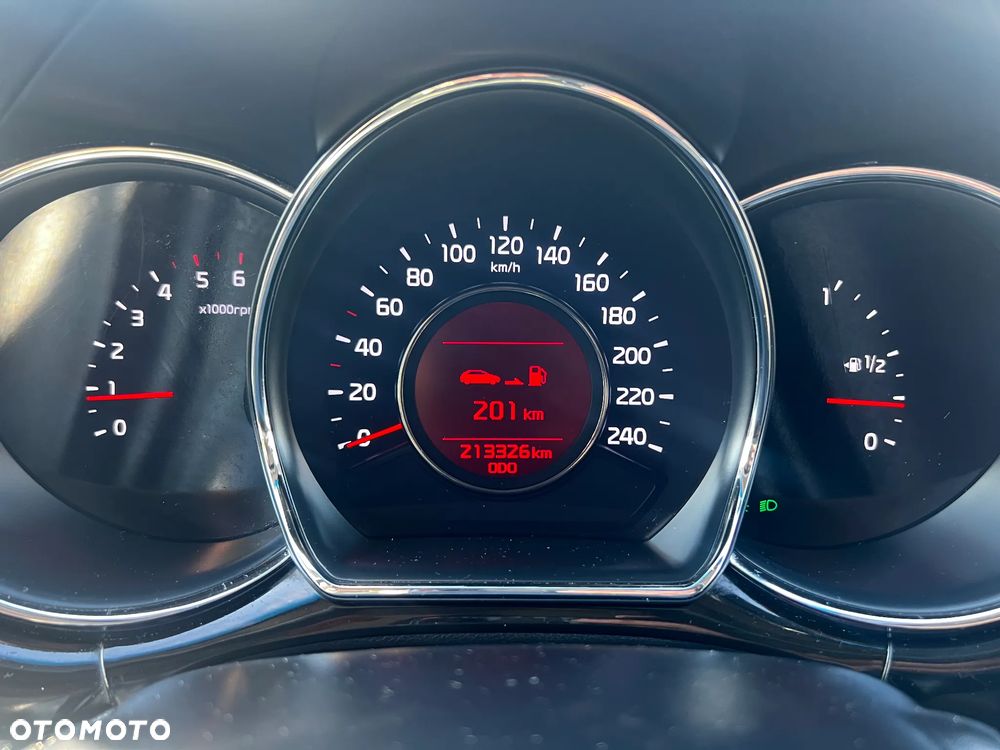 Kia Ceed - 7