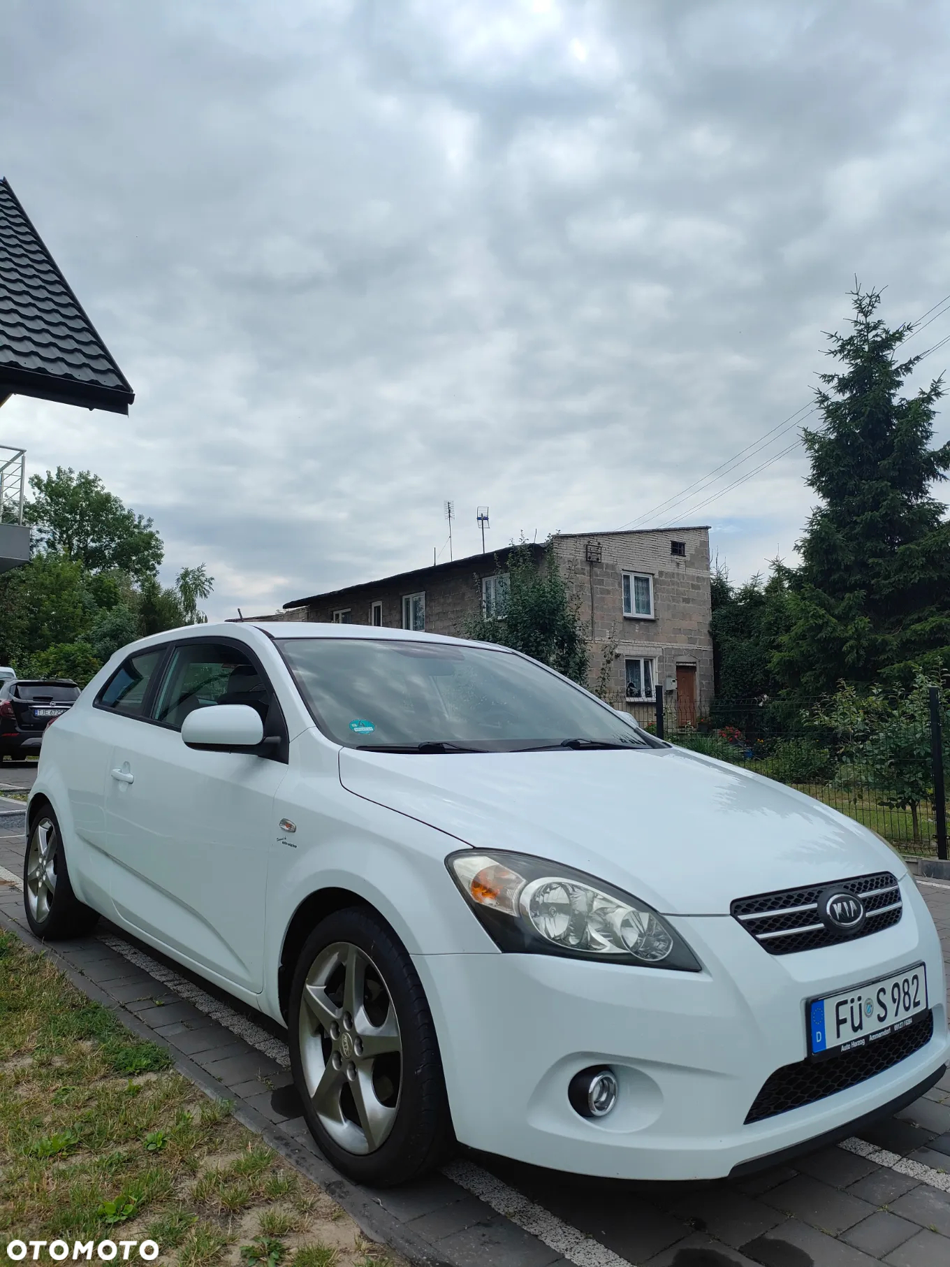 Kia Ceed 1.6 CVVT Dream-Team Edition - 2