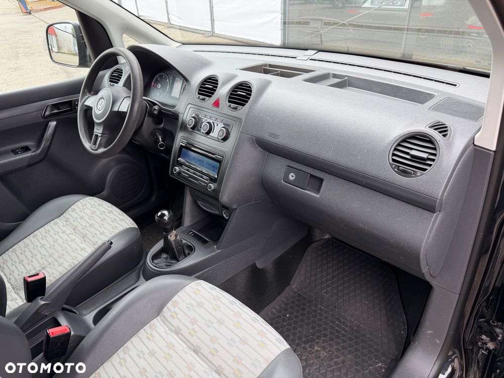 Volkswagen Caddy III - 23