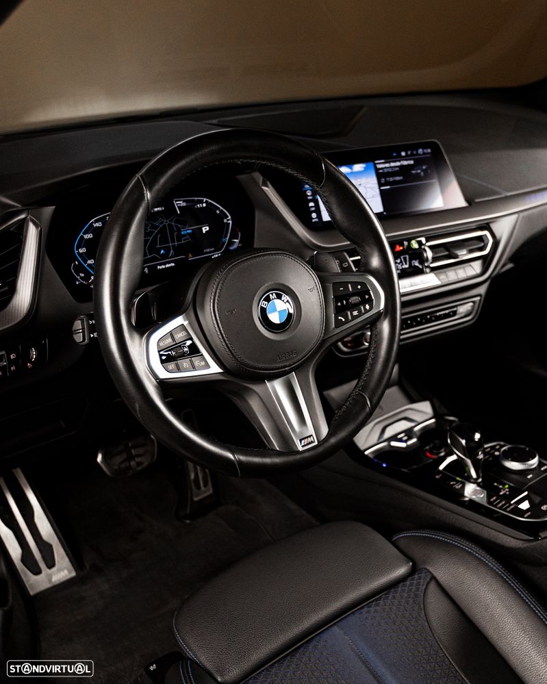 BMW M135i xDrive - 14