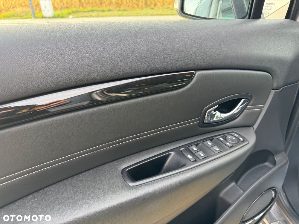Renault Scenic ENERGY TCe 115 Bose Edition - 19