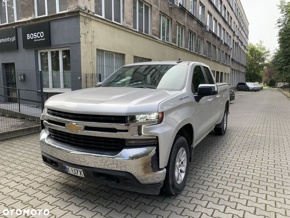 Chevrolet Silverado - 5
