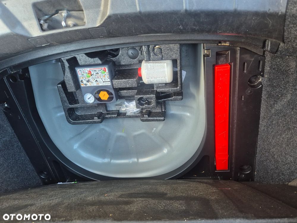 Volvo V40 D2 Drive-E Dynamic Edition - 22