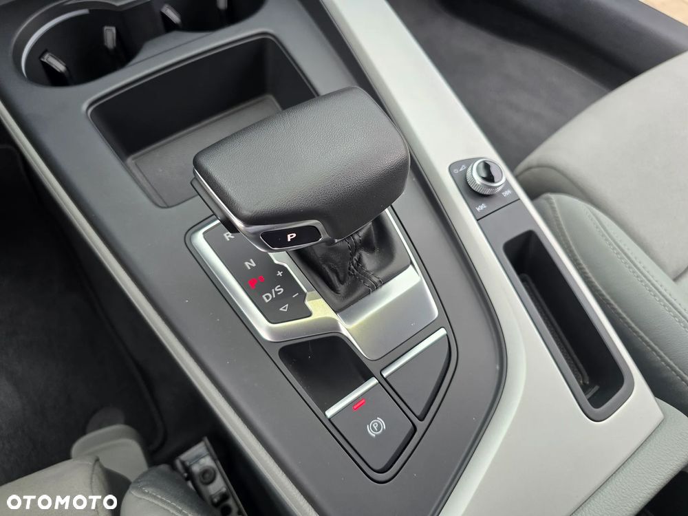Audi A4 Allroad - 34