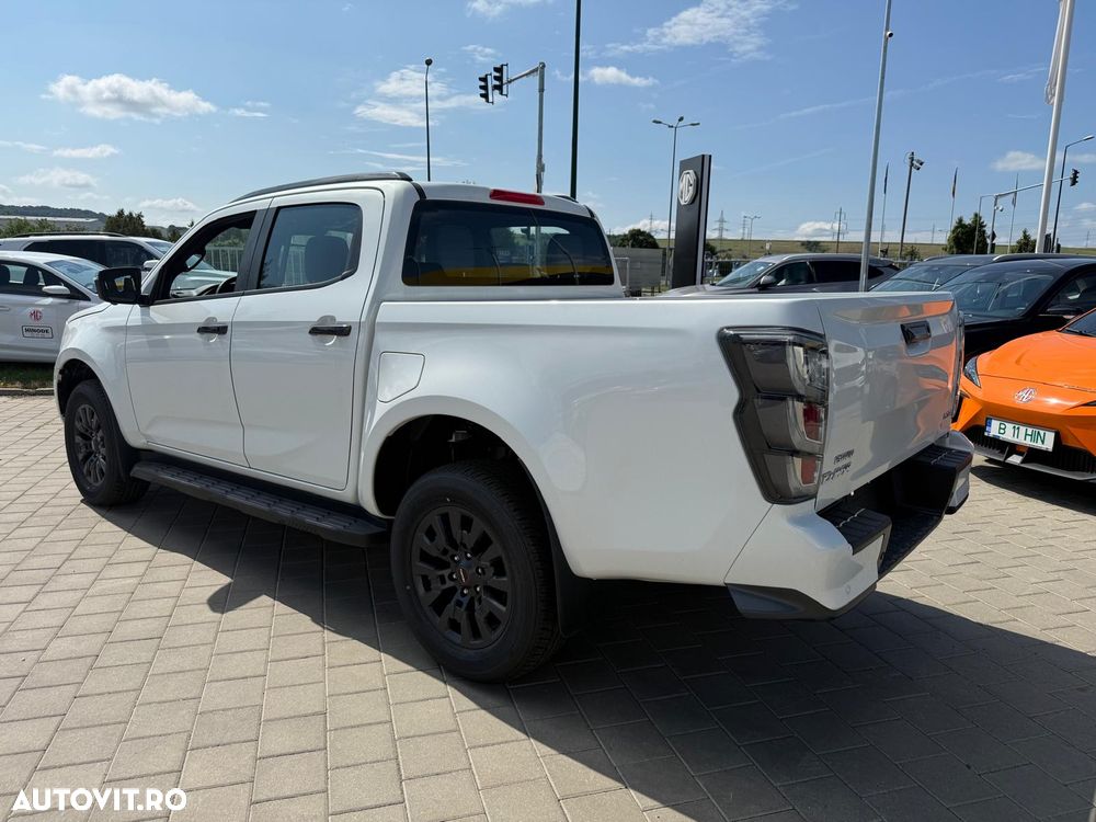 Isuzu D-Max 1.9 DSL 4x4 Double Cab AT Executive - 8