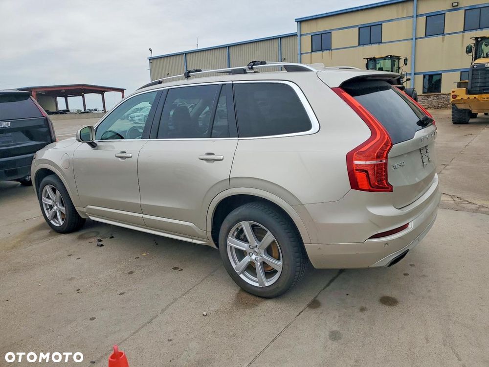 Volvo XC 90 T8 AWD Twin Engine Geartronic Momentum - 3