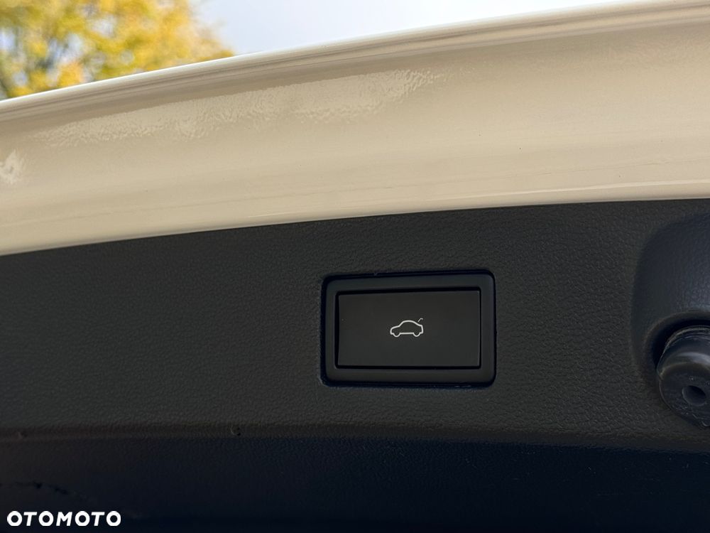 Volkswagen Arteon 2.0 TSI 4Motion R DSG - 29
