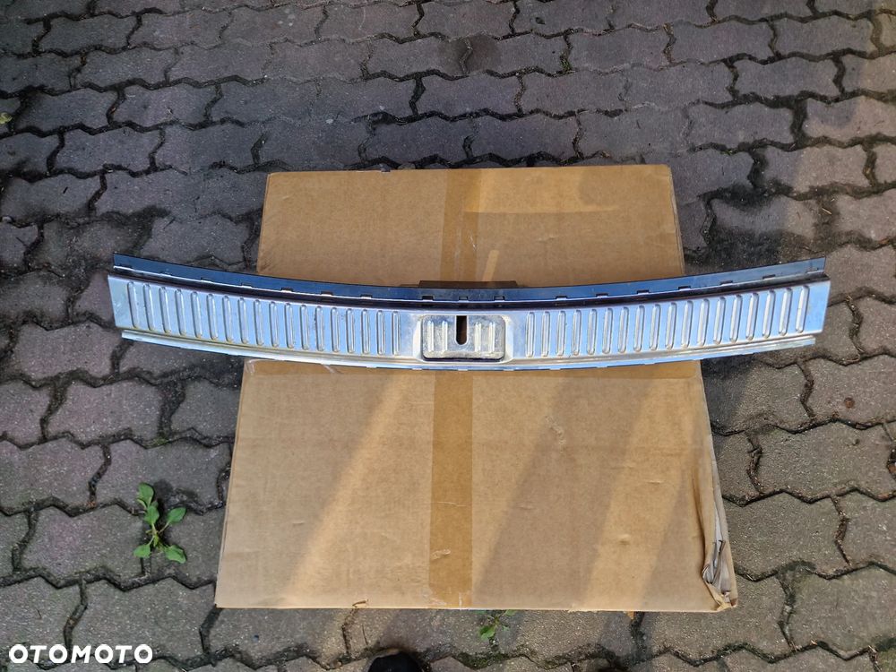 Volkswagen Touareg II Listwa Ozdoba Bagażnika 7P0863459E Zielona Góra