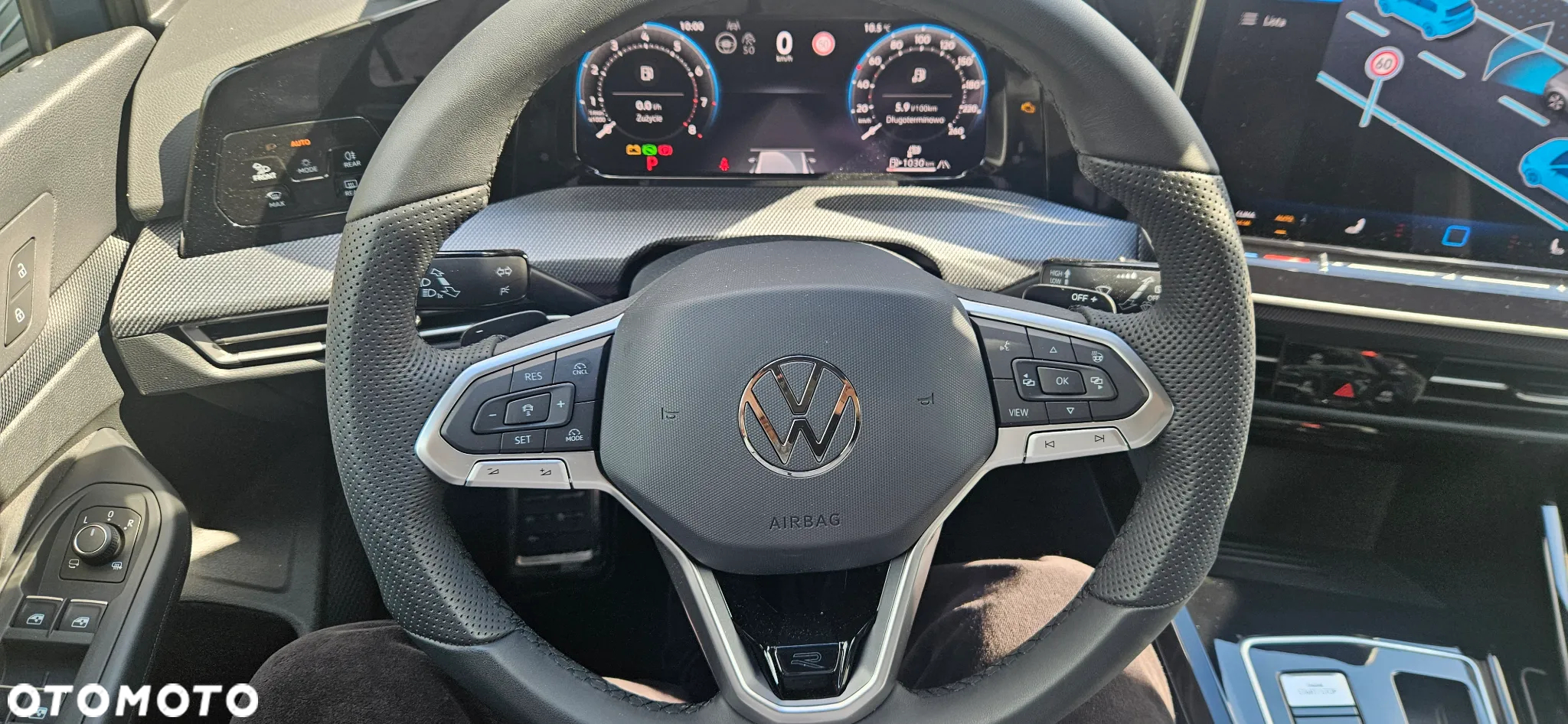 Volkswagen Golf - 35