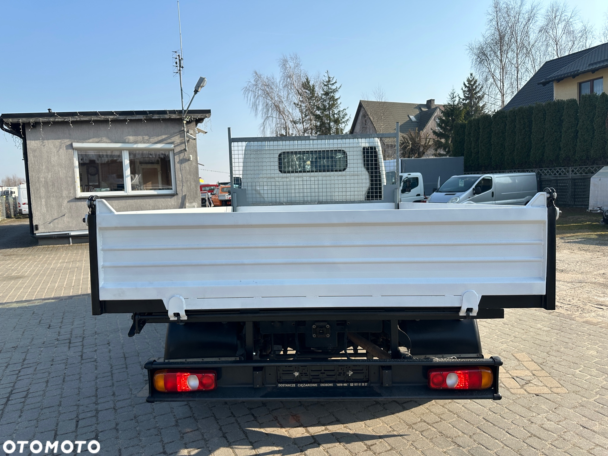 Mitsubishi Fuso Cantar Wywrotka 3 stronna 7C15 - 11