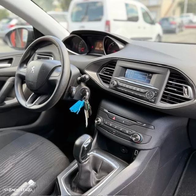 Peugeot 308 1.2 VTi Access - 12