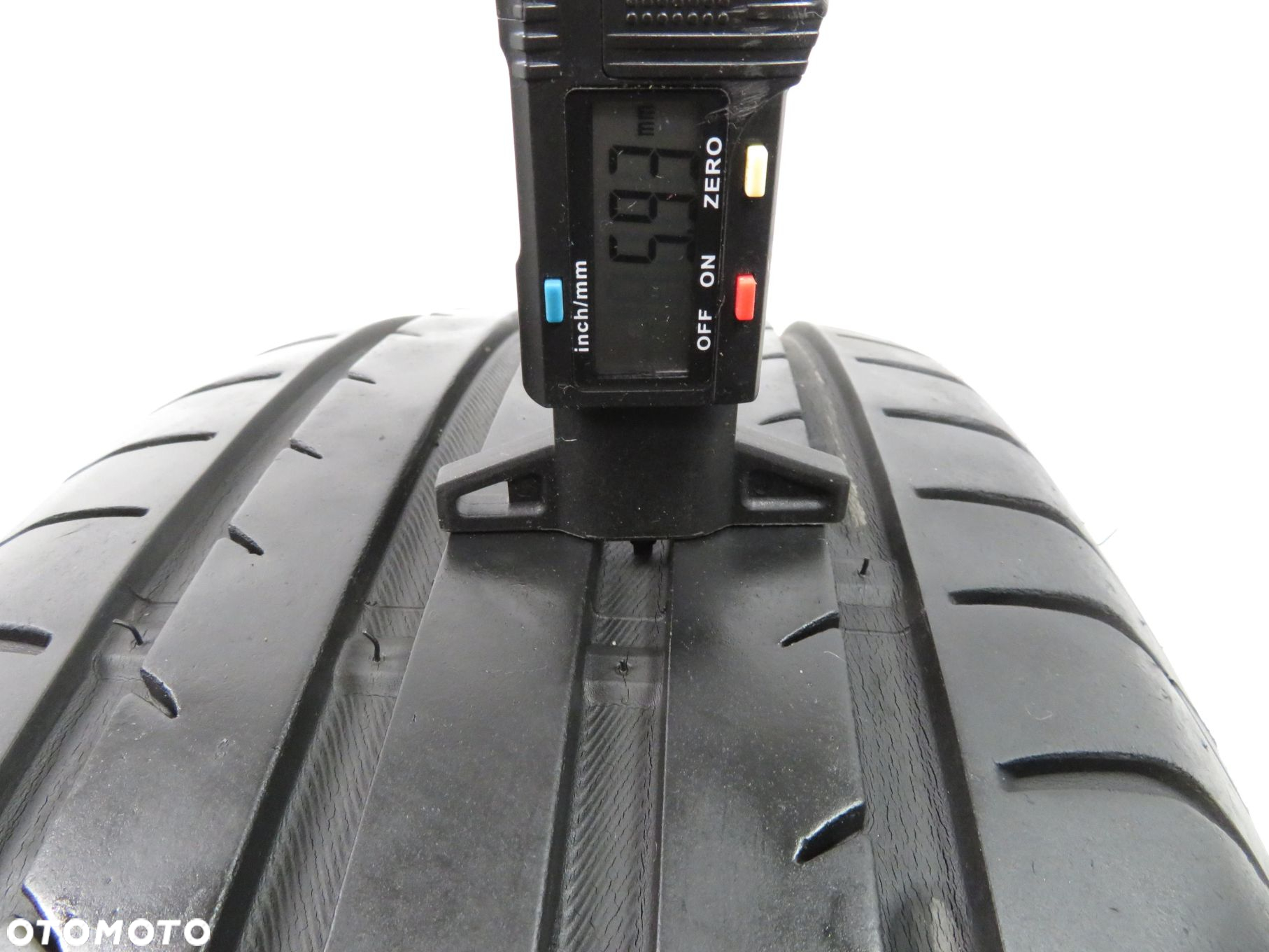 215/55R17 OPONA LETNIA Vredestein Ultrac Cento 94Y - 6