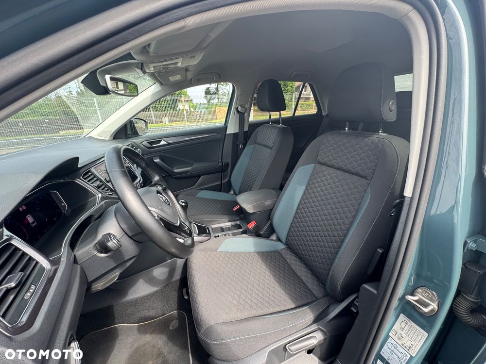 Volkswagen T-Roc 1.0 TSI IQ Drive - 24