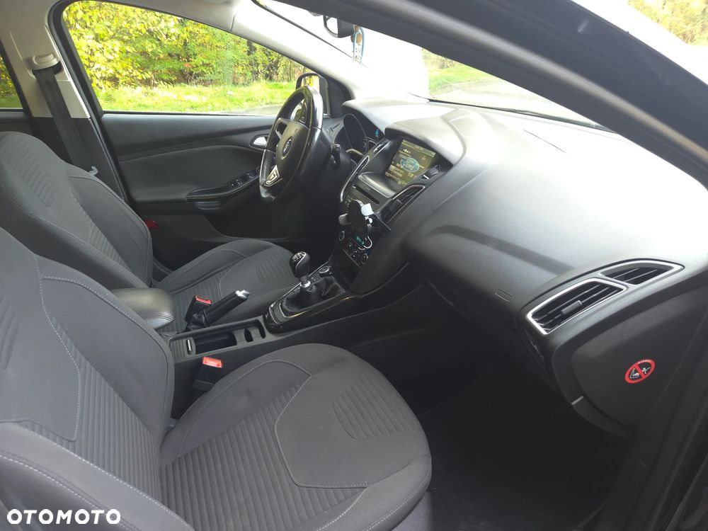 Ford Focus - 13