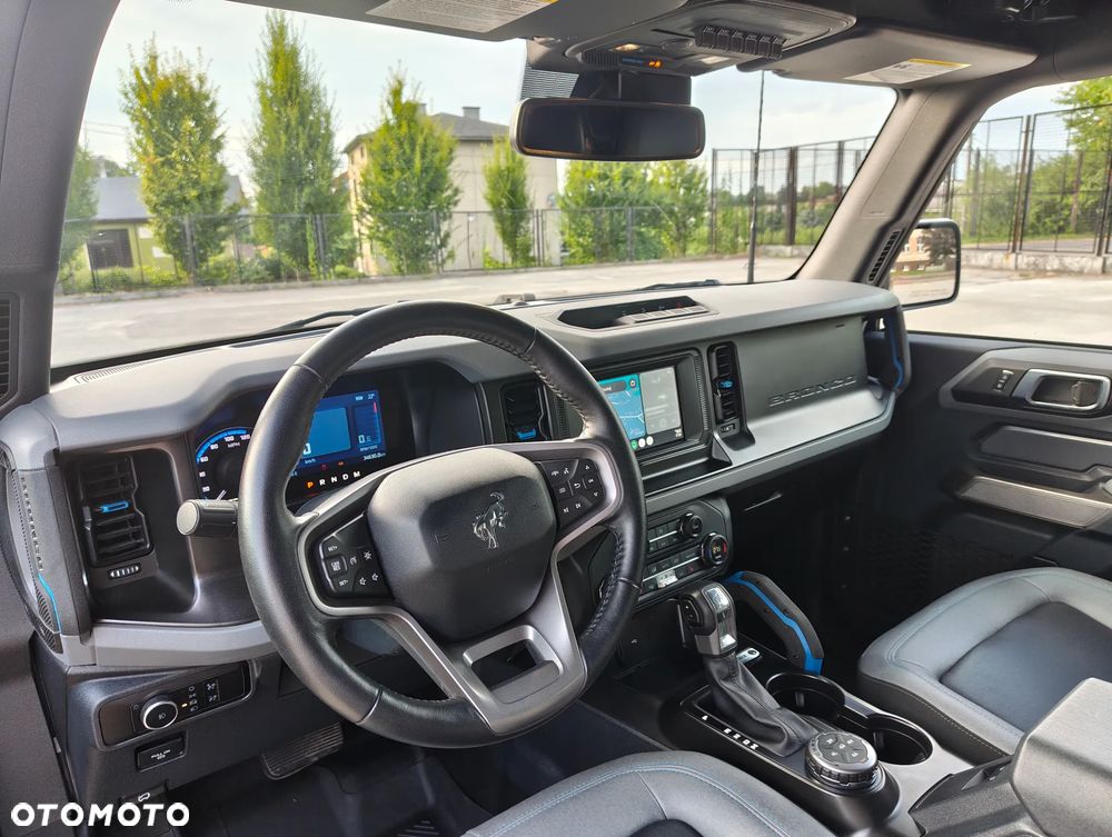 Ford Bronco - 21