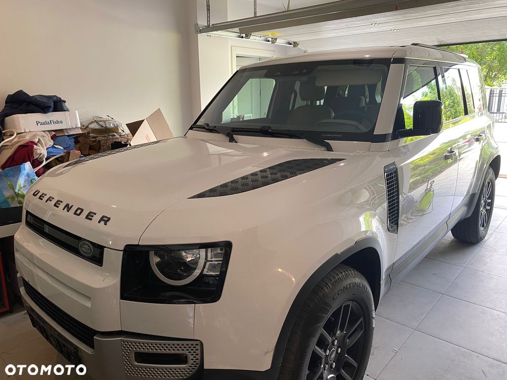 Land Rover Defender 2.0 P300 - 3