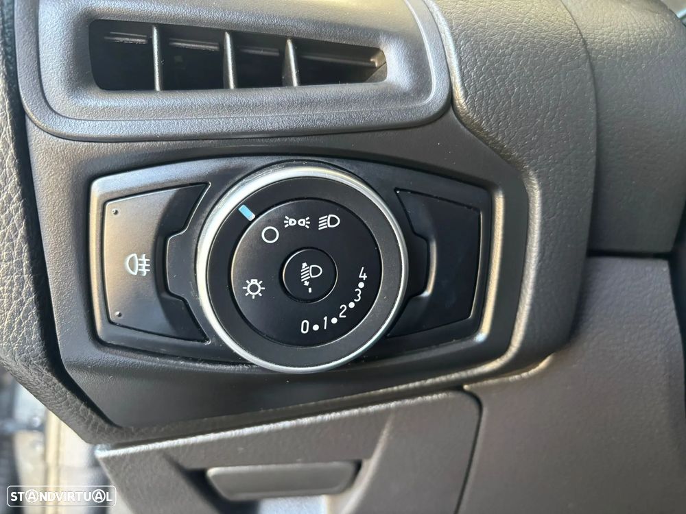 Ford Focus SW 1.0 EcoBoost S&S TREND - 17