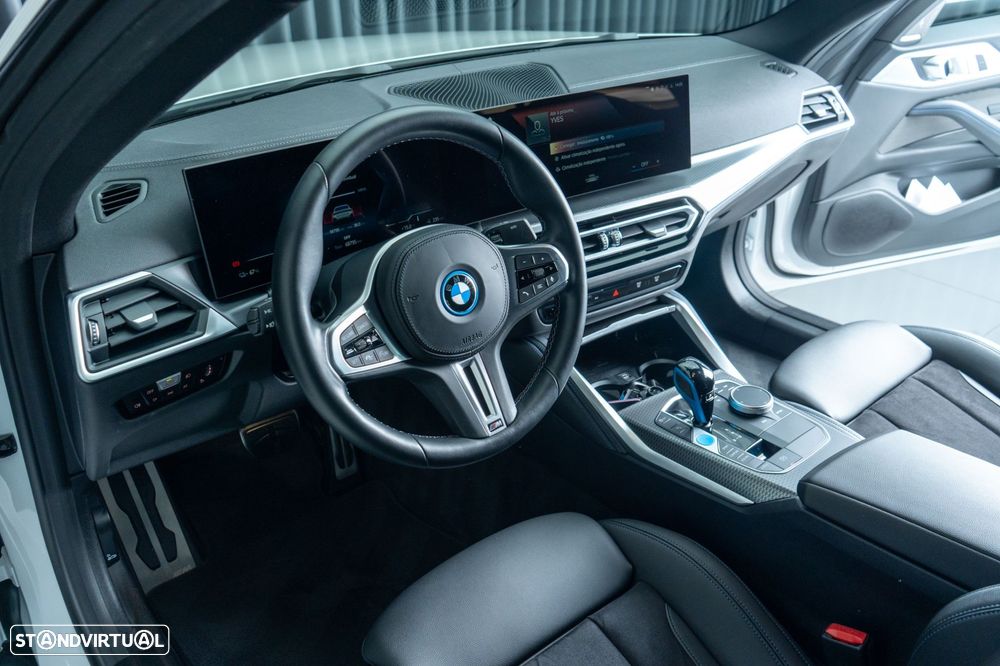 BMW i4 M50 - 23