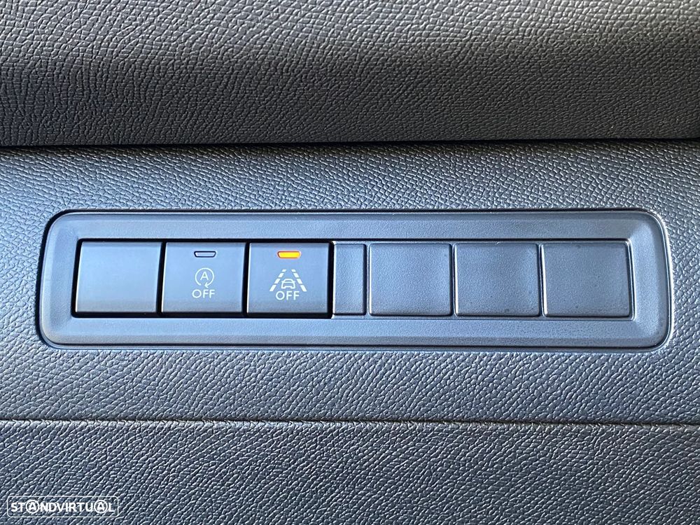 Peugeot 308 SW 1.5 BlueHDi Allure - 21