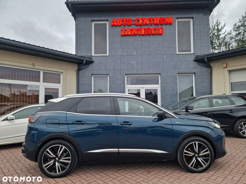 Peugeot 3008 1.6 PureTech HYbrid4 GT S&S EAT8 - 12