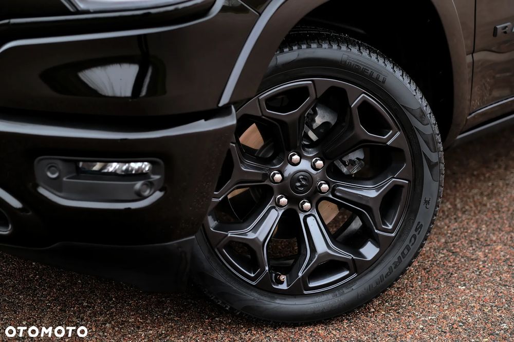 RAM 1500 5.7 Crew Cab Limited - 11