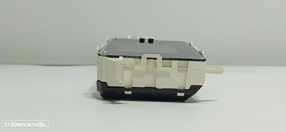 TELA/ECRÃ MULTIFUNÇÕES LAND ROVER DISCOVERY 4 TDV6 S - 4