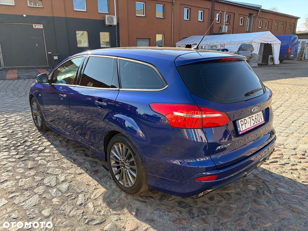 Ford Focus 1.5 EcoBoost STart-Stopp-System ST-LINE - 34