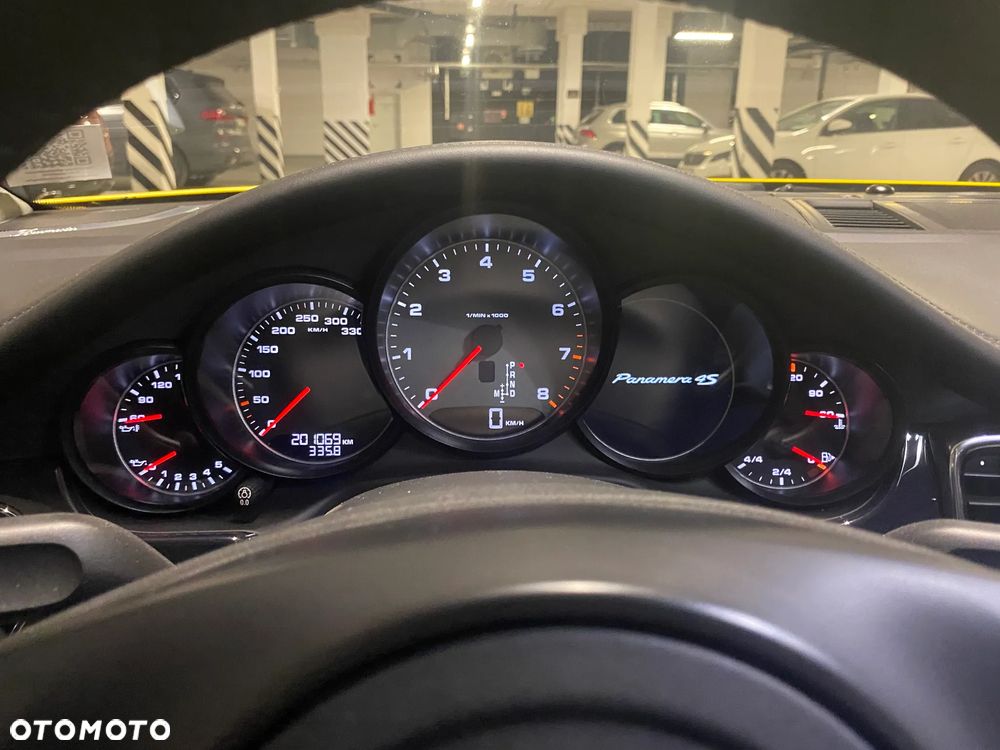 Porsche Panamera 4S Executive PDK - 9