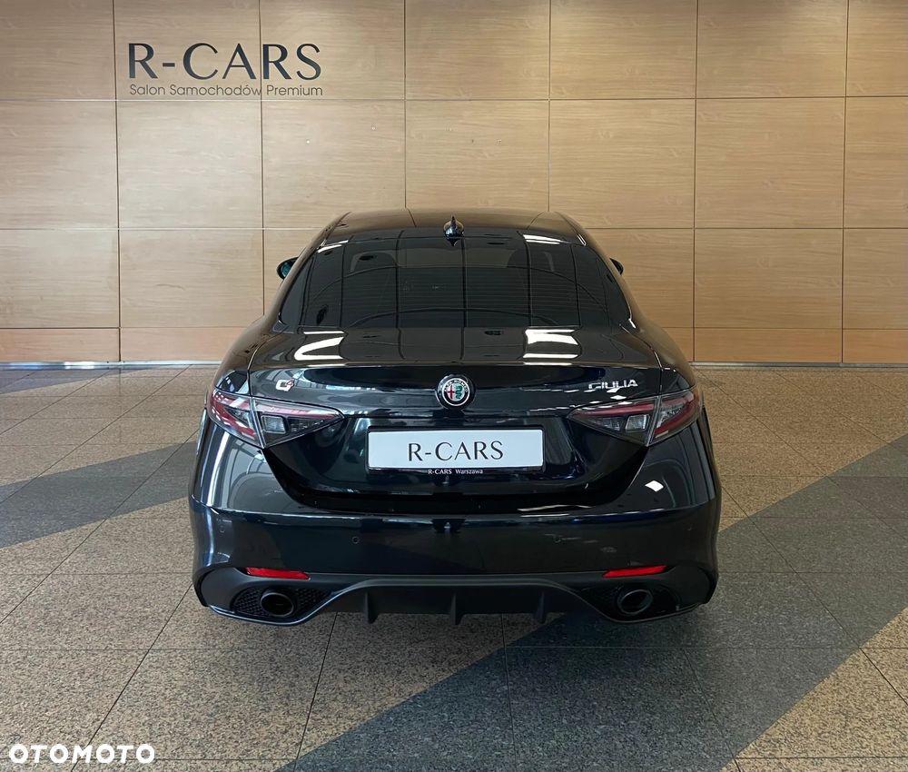 Alfa Romeo Giulia 2.0 Turbo Veloce Q4 - 6