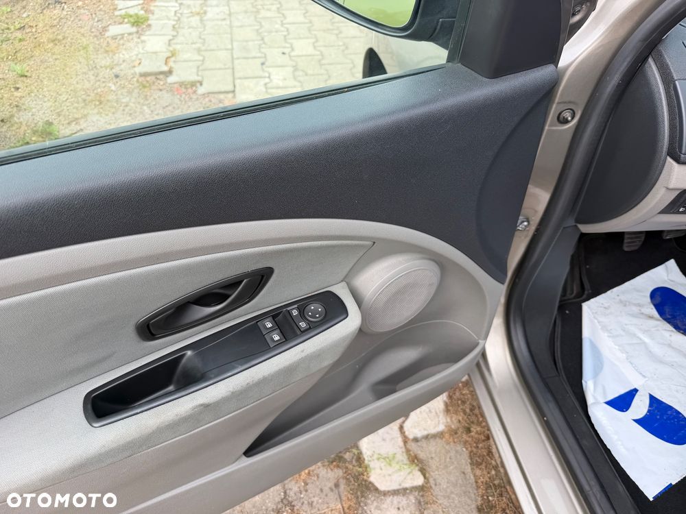 Renault Megane - 11